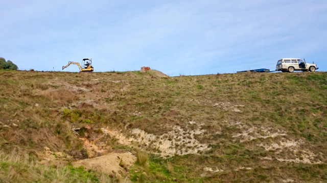 Digger on the ridge