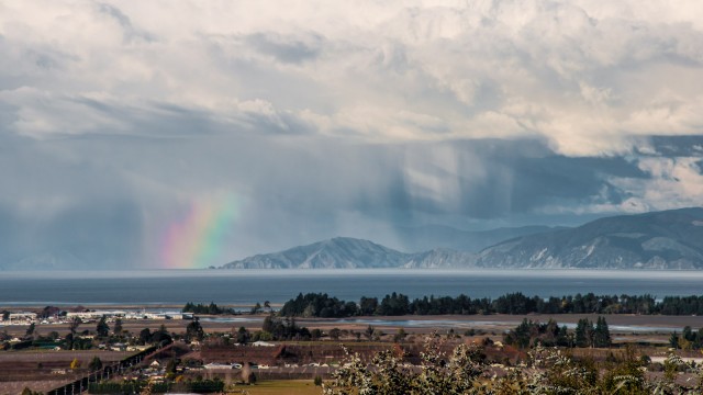 Rain showers over Marlborough