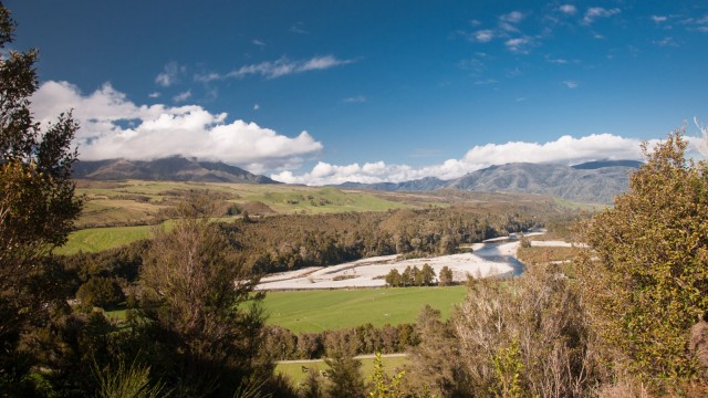 Valley view near Heaphy track start