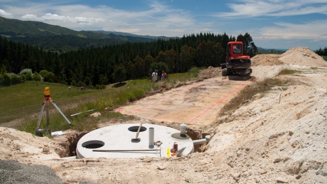 The tank for collecting the solids