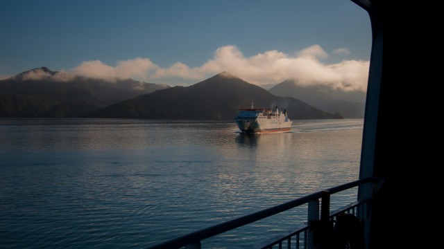 Jodel! Another ferry!