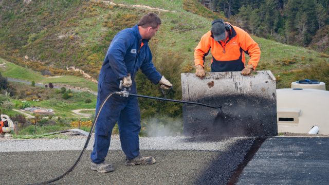 Connecting the new driveway with the asphalt part